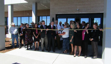 Ribbon cutting. Photo by Dawn Ballou, Pinedale Onlline!