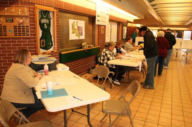 Pinedale Voting. Photo by Dawn Ballou, Pinedale Online.