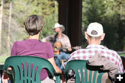 Listening and enjoying. Photo by Tim Ruland, Pinedale Fine Arts Council.
