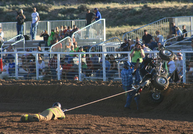 Up and over. Photo by Dawn Ballou, Pinedale Online.
