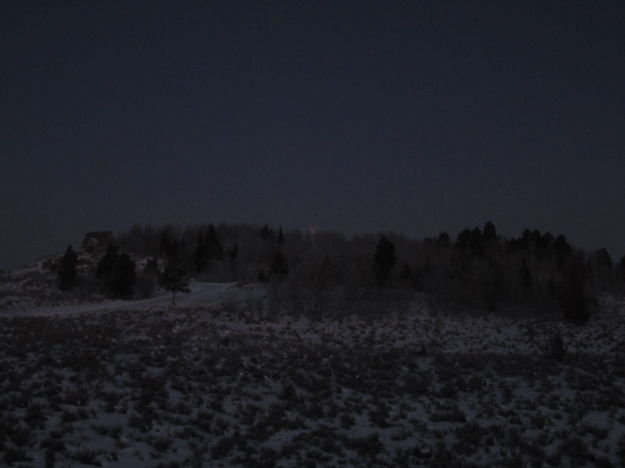 Moon set. Photo by Bill Winney.