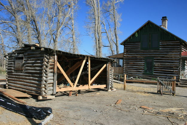 Ice House. Photo by Dawn Ballou, Pinedale Online.