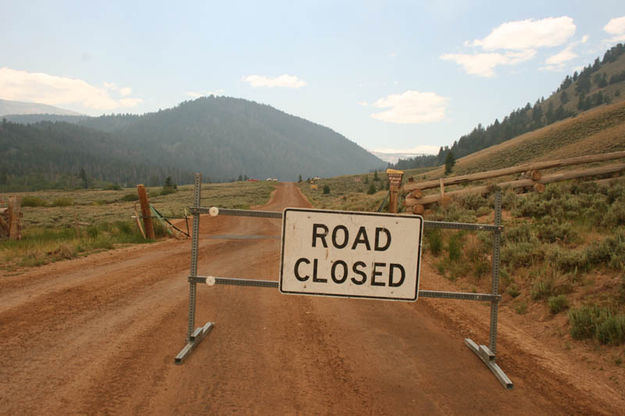 Middle Piney Closure. Photo by Dawn Ballou, Pinedale Online.