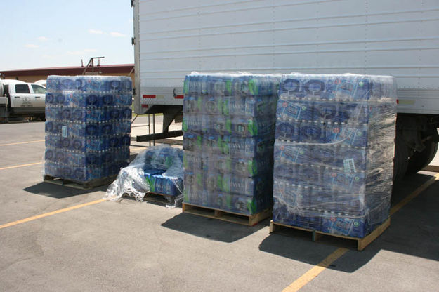 Pallets of water. Photo by Dawn Ballou, Pinedale Online.