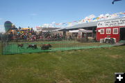 Cooks Pig Racing. Photo by Dawn Ballou, Pinedale Online.