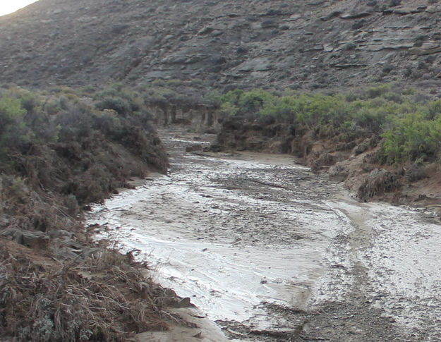Mud channel close-up. Photo by Dawn Ballou, Pinedale Online.