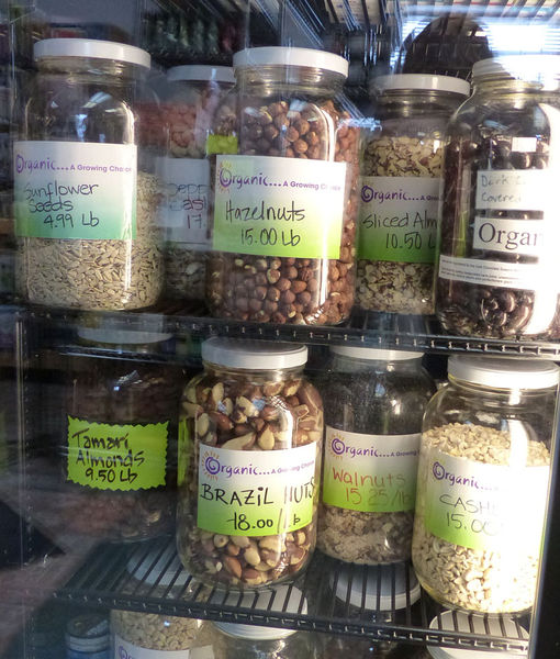 Organic beans & nuts. Photo by Dawn Ballou, Pinedale Online.