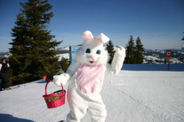 Easter Bunny. Photo by White Pine Resort.