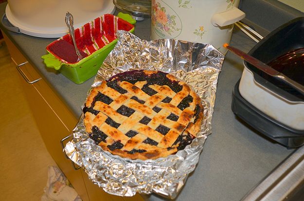 Christmas Berry Pie at EMS. Photo by Terry Allen.