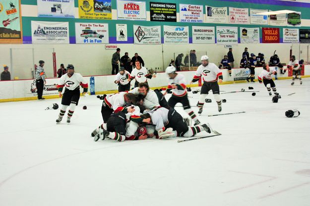 Victory Pile. Photo by Pinedale Hockey Association.