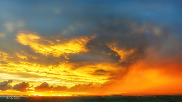 Sunsetting Storm. Photo by Dave Bell.