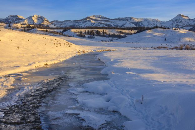 Sunrise Morning On Dell Creek. Photo by Dave Bell.