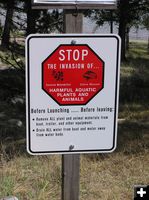 Harmful Plants Sign. Photo by Pinedale Online.