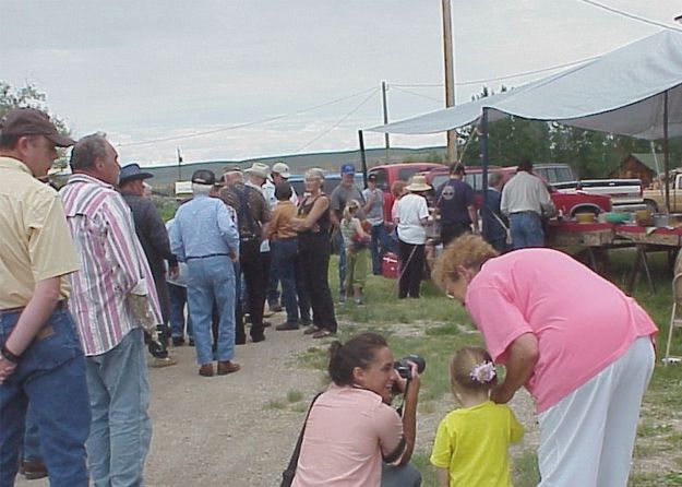 Chow Line. Photo by Pinedale Online.