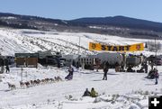 Salvisberg race start. Photo by Dawn Ballou, Pinedale Online.