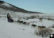 Racing near Black Butte. Photo by Clint Gilchrist, Pinedale Online.