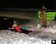 One of the first to plunge. Photo by Pinedale Online.