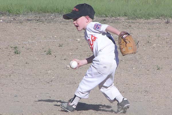 Ready to throw. Photo by Pinedale Online.