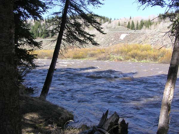 Green River high runoff. Photo by Pinedale Online.