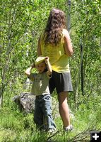 Finding Shade. Photo by Pinedale Online.