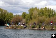 Fishing Crowd. Photo by Pinedale Online.