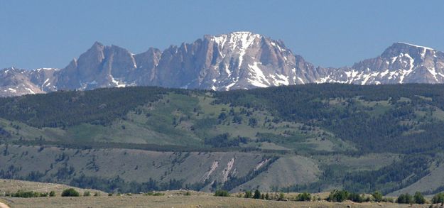 Fremont Peak. Photo by Pinedale Online.