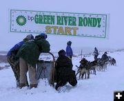 Rondy Race Start. Photo by Dawn Ballou, Pinedale Online.