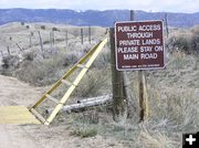 Boulder access road. Photo by Dawn Ballou, Pinedale Online.