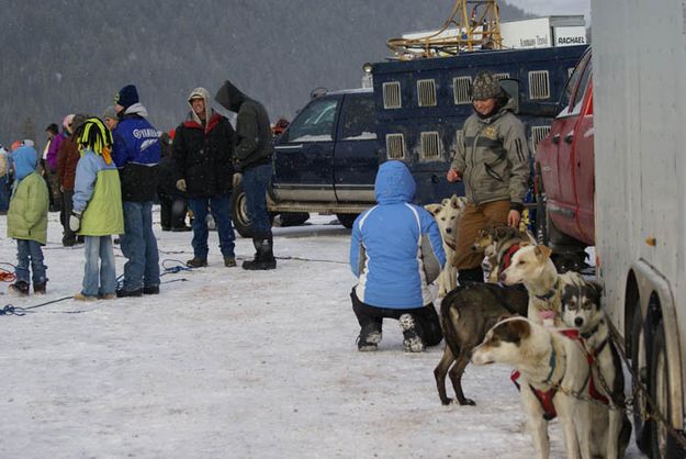 Snowy Big Piney Start. Photo by Cat Urbigkit, Pinedale Online.