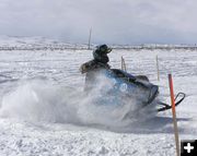 Around the turn. Photo by Dawn Ballou, Pinedale Online.