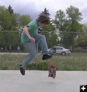 Skateboard flip. Photo by Dawn Ballou, Pinedale Online.