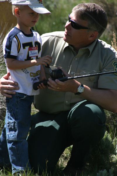 Learning to Cast. Photo by Pam McCulloch, Pinedale Online.