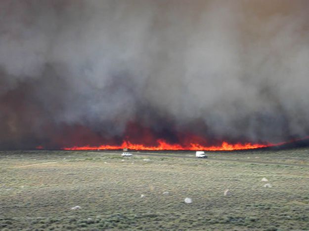 Fire crosses over to Fremont. Photo by Jesse Lake, Lakeside Lodge.