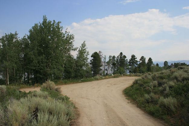 Sandy Beach Picnic Area parking. Photo by Dawn Ballou, Pinedale Online.