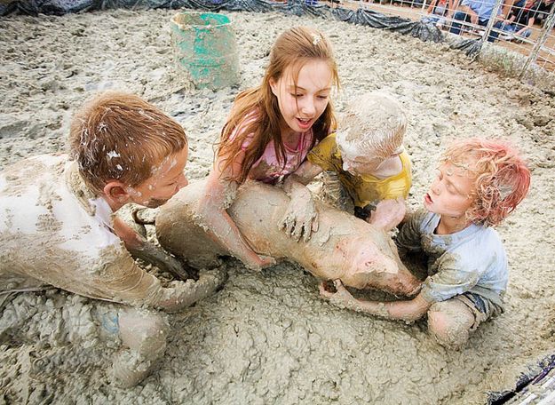 Four on One. Photo by Tara Bolgiano, Blushing Crow Photography.