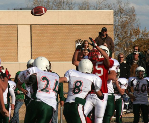 Pass Interference. Photo by Clint Gilchrist, Pinedale Online.