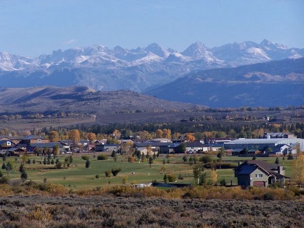 Fall in Pinedale. Photo by Scott Almdale.