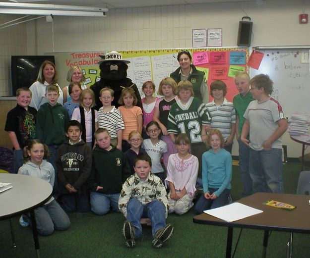 Mrak 4th Grade. Photo by Bridger-Teton National Forest.