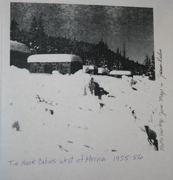 Merna Tie Hack Cabins. Photo by Dawn Ballou, Pinedale Online.