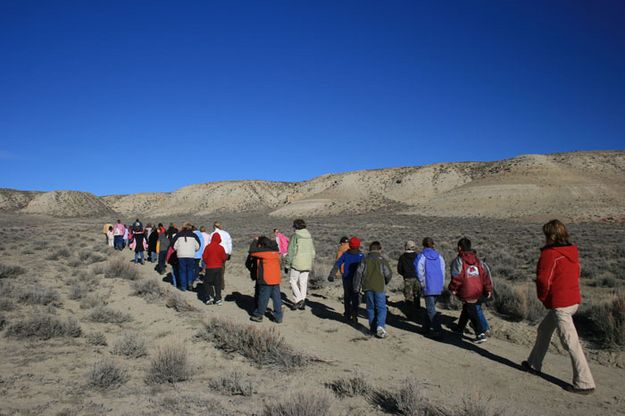 Walking in. Photo by Dawn Ballou, Pinedale Online.