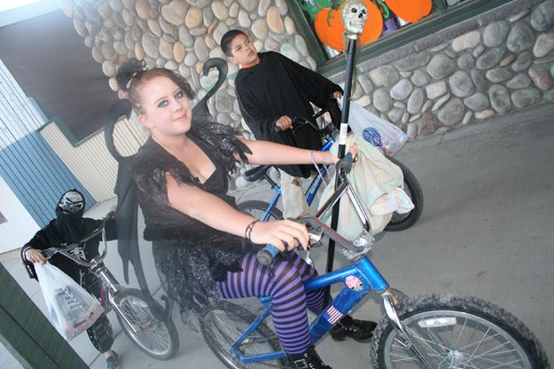 Bicycle Gang. Photo by Pam McCulloch.