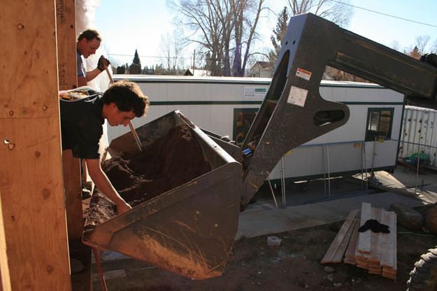 Shovels-full of dirt. Photo by Dawn Ballou, Pinedale Online.