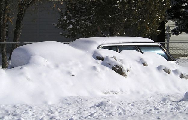 Snow Plow Driver deeds. Photo by Dawn Ballou-Svalberg, Pinedale Online.