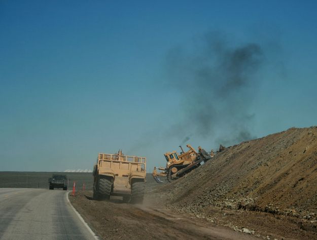 Grading Cutslope. Photo by Dawn Ballou, Pinedale Online.