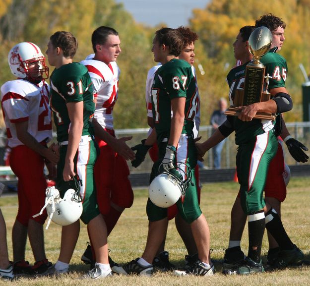 Handshake Line. Photo by Clint Gilchrist, Pinedale Online.