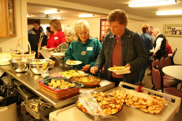 Hor D'oeuvres. Photo by Dawn Ballou, Pinedale Online.