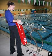 Counting Laps . Photo by Pam McCulloch, Pinedale Online.