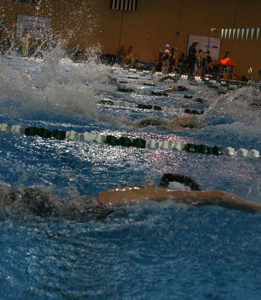 Close Race. Photo by Pam McCulloch, Pinedale Online.