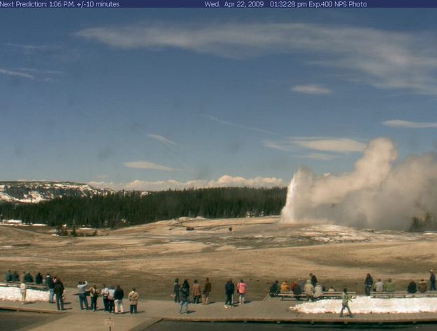 Old Faithful Geyser. Photo by Yellowstone National Park.