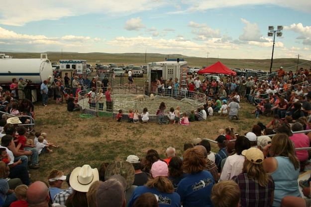 Greased Pig Contest. Photo by Dawn Ballou, Pinedale Online.